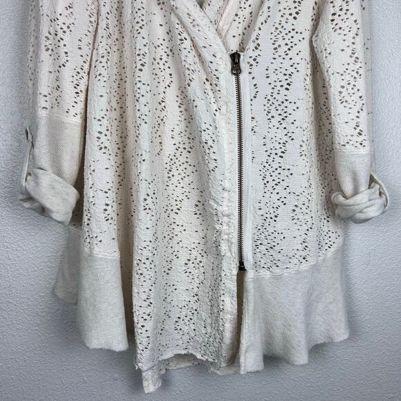 Free People Doiley Cardigan Ivory Eyelet Hooded Asymmetrical Zip Jacket M - Picture 4 of 6